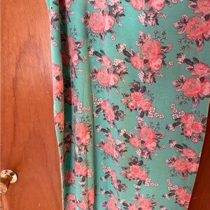 Rue21 millennial Floral Maxi Skirt in